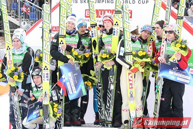 241 Podium konkursu druynowego